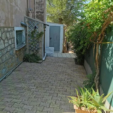 Bas De Avec Une Terrasse דירה לה סיין סור-מר